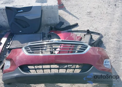 2018 Chevrolet Equinox Premier z USA, uszkodzony, nr VIN 3GNAXMEV4JS647305